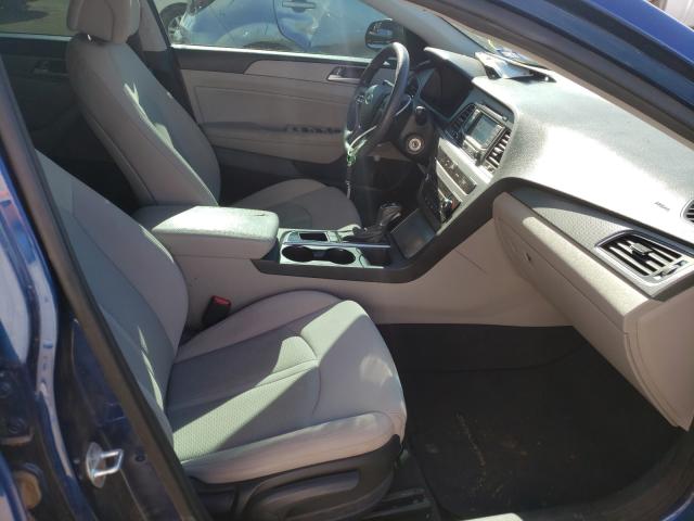 Photo 4 VIN: 5NPE24AF0FH180926 - HYUNDAI SONATA SE 