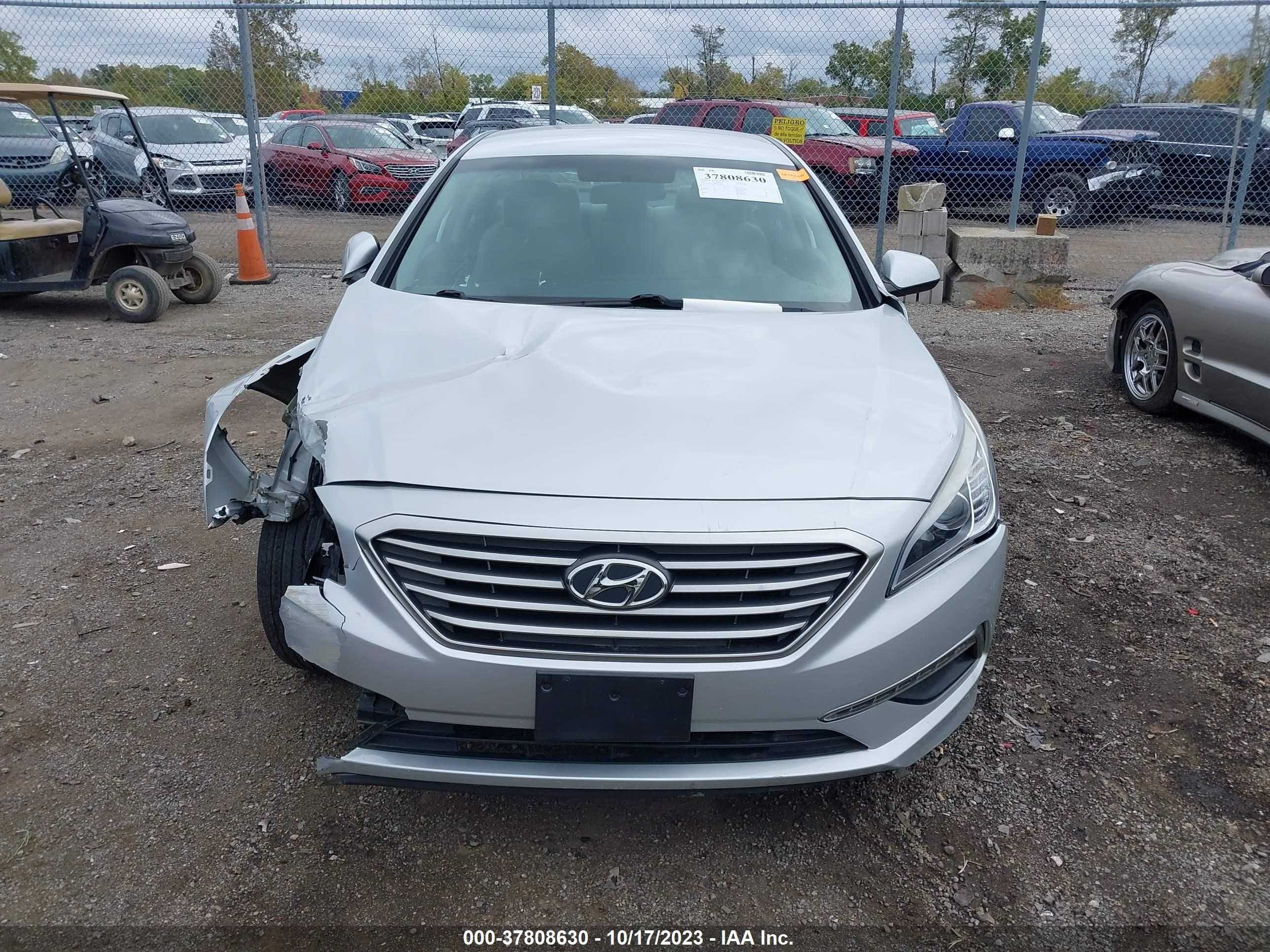 Photo 11 VIN: 5NPE24AF0FH195068 - HYUNDAI SONATA 