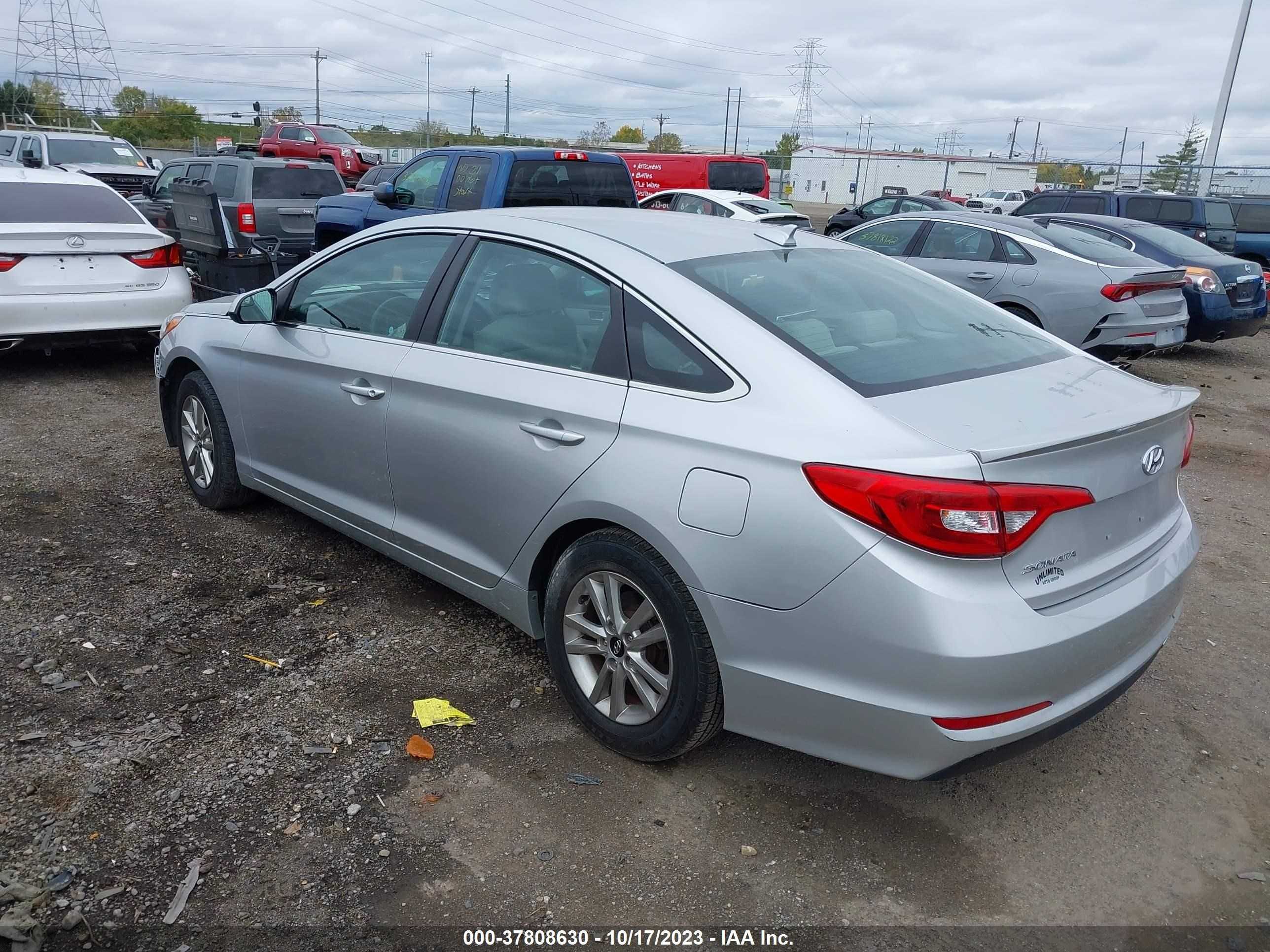 Photo 2 VIN: 5NPE24AF0FH195068 - HYUNDAI SONATA 