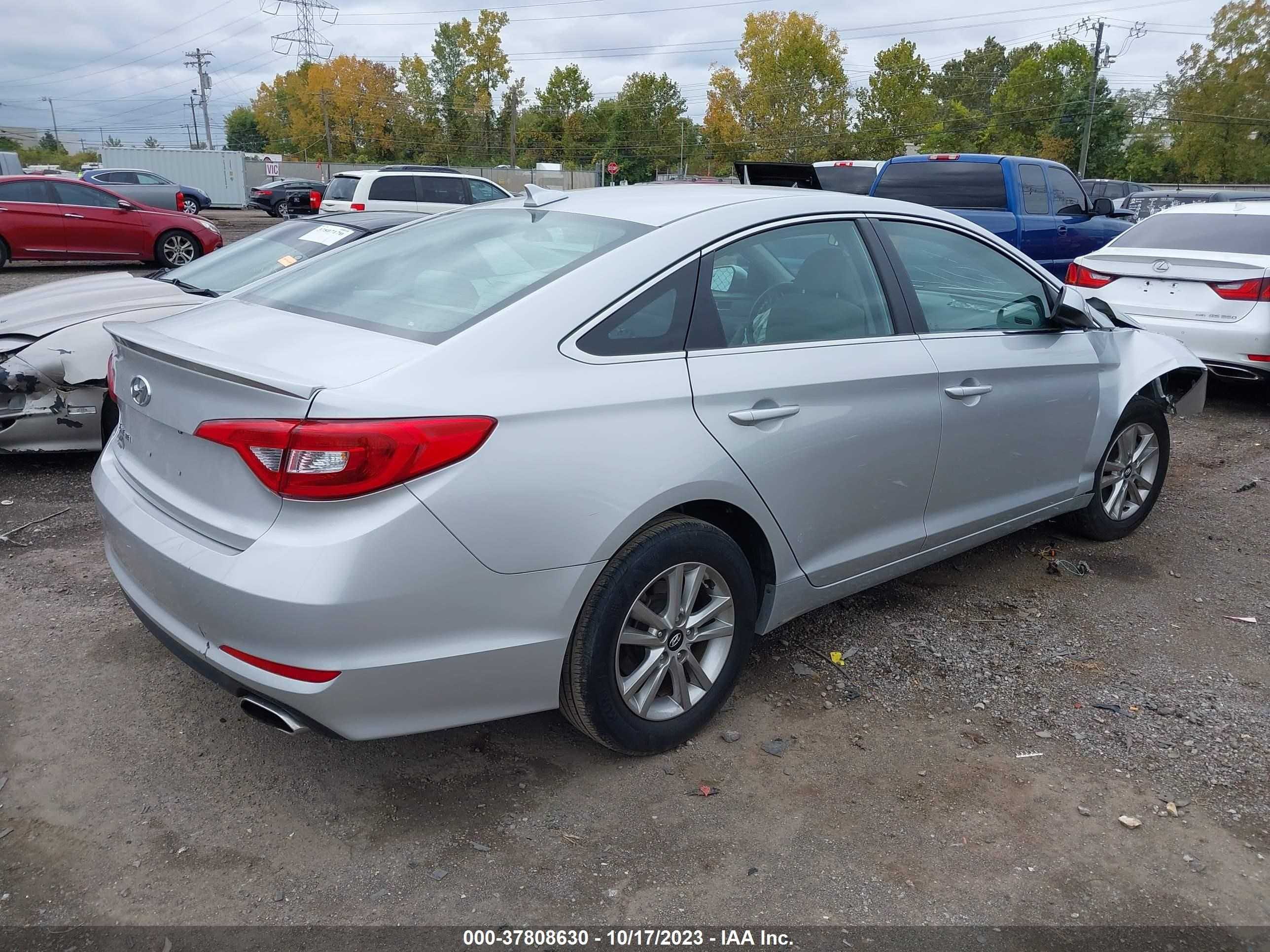 Photo 3 VIN: 5NPE24AF0FH195068 - HYUNDAI SONATA 