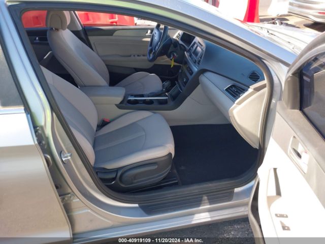 Photo 4 VIN: 5NPE24AF0FH206103 - HYUNDAI SONATA 