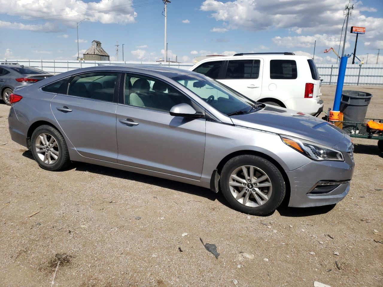 Photo 3 VIN: 5NPE24AF0FH214539 - HYUNDAI SONATA 