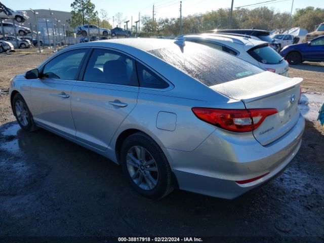 Photo 2 VIN: 5NPE24AF0FH217750 - HYUNDAI SONATA 