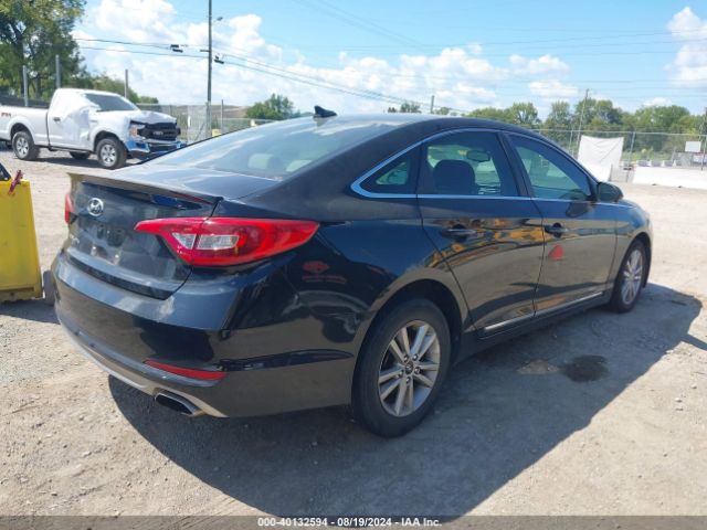 Photo 3 VIN: 5NPE24AF0FH218834 - HYUNDAI SONATA 