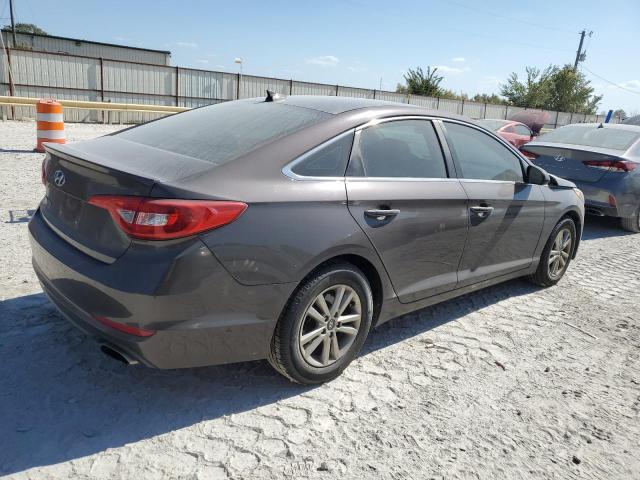 Photo 2 VIN: 5NPE24AF0FH233060 - HYUNDAI SONATA SE 