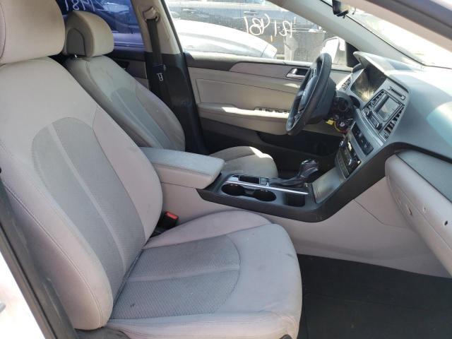 Photo 4 VIN: 5NPE24AF0FH245113 - HYUNDAI SONATA SE 