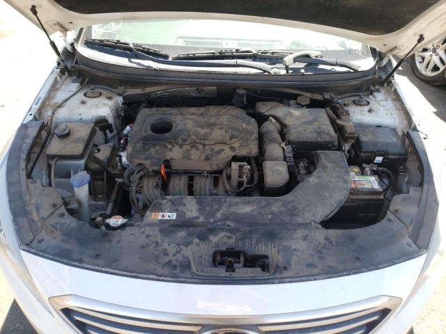 Photo 6 VIN: 5NPE24AF0FH245113 - HYUNDAI SONATA SE 