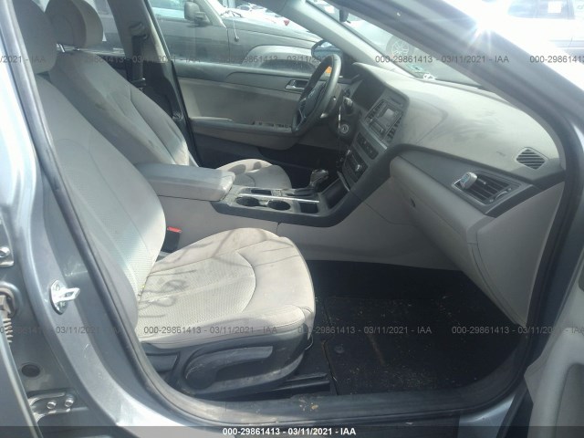 Photo 4 VIN: 5NPE24AF0FH245838 - HYUNDAI SONATA 