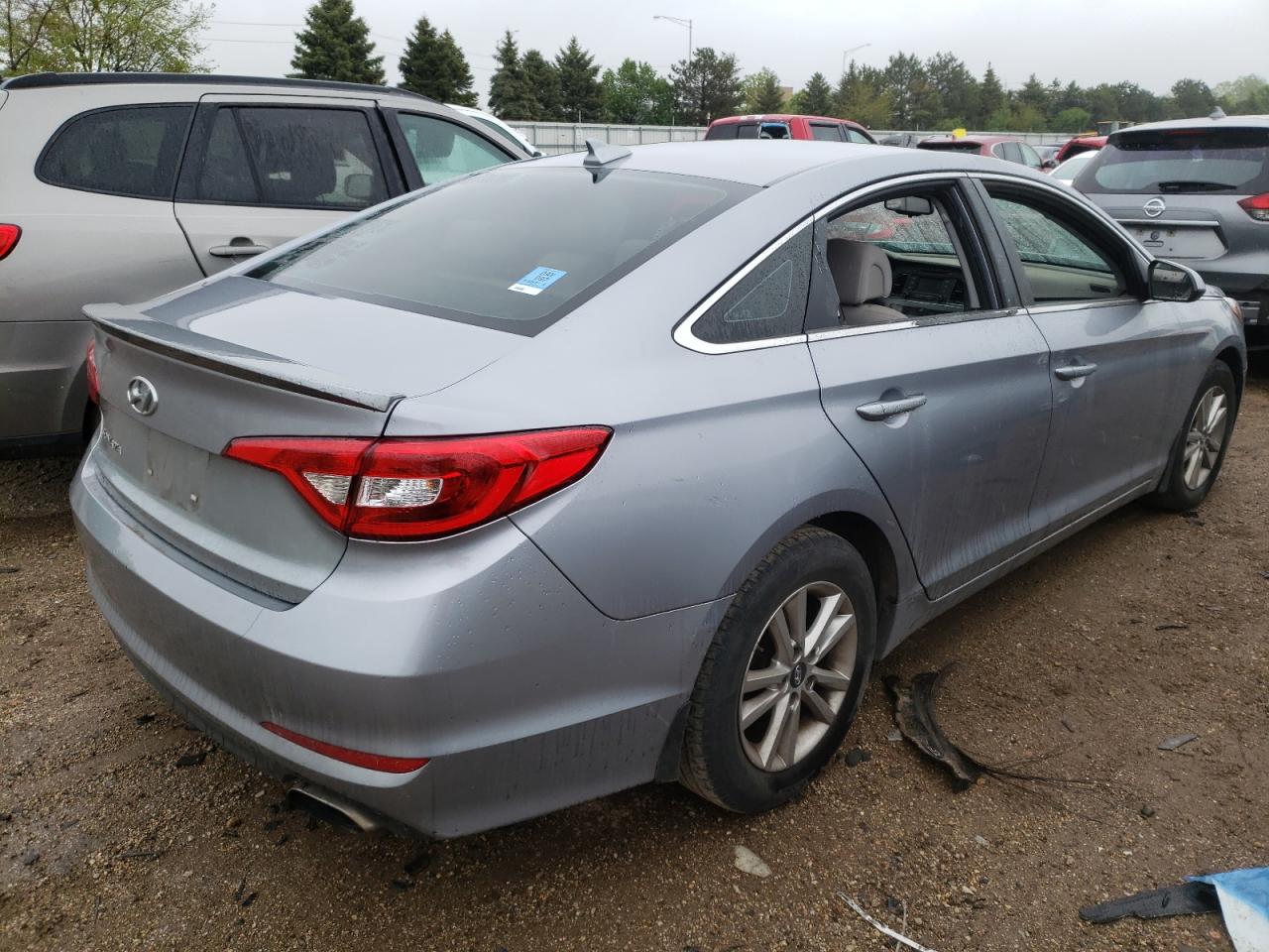 Photo 2 VIN: 5NPE24AF0FH247136 - HYUNDAI SONATA 