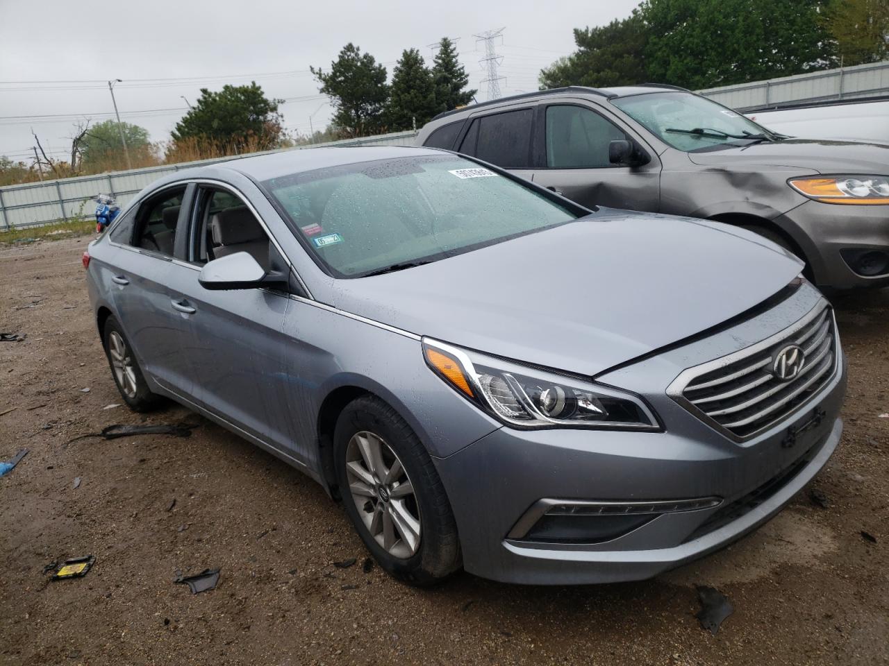 Photo 3 VIN: 5NPE24AF0FH247136 - HYUNDAI SONATA 