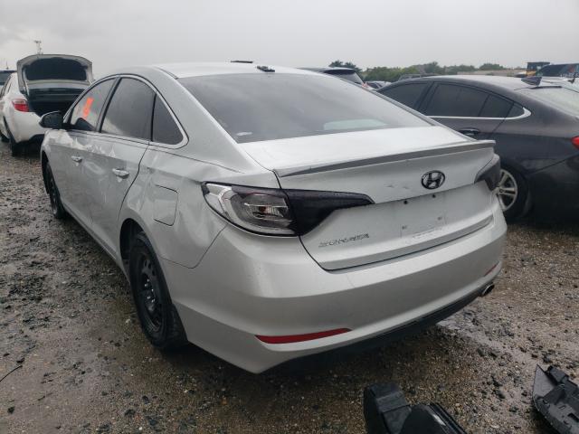 Photo 2 VIN: 5NPE24AF0FH258010 - HYUNDAI SONATA SE 