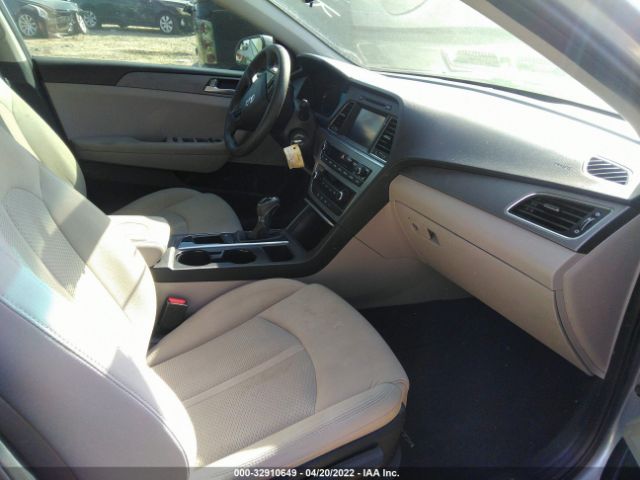 Photo 4 VIN: 5NPE24AF0GH263726 - HYUNDAI SONATA 