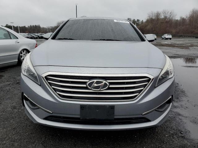 Photo 4 VIN: 5NPE24AF0GH263774 - HYUNDAI SONATA SE 