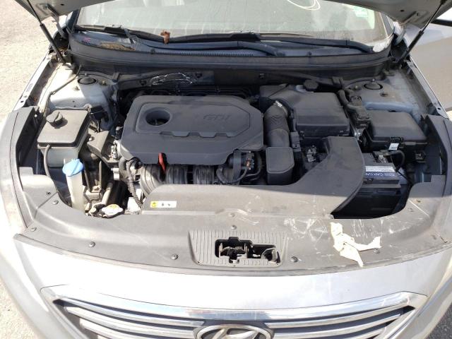 Photo 6 VIN: 5NPE24AF0GH265637 - HYUNDAI SONATA SE 