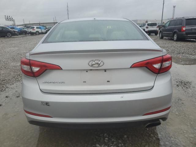 Photo 5 VIN: 5NPE24AF0GH266139 - HYUNDAI SONATA SE 