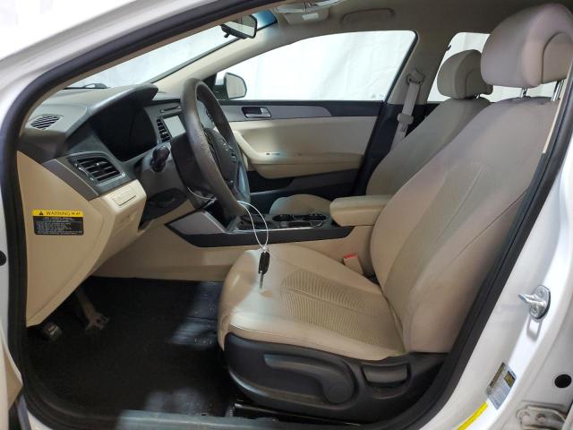 Photo 6 VIN: 5NPE24AF0GH275228 - HYUNDAI SONATA SE 