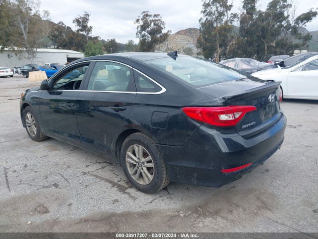 Photo 2 VIN: 5NPE24AF0GH281031 - HYUNDAI SONATA 