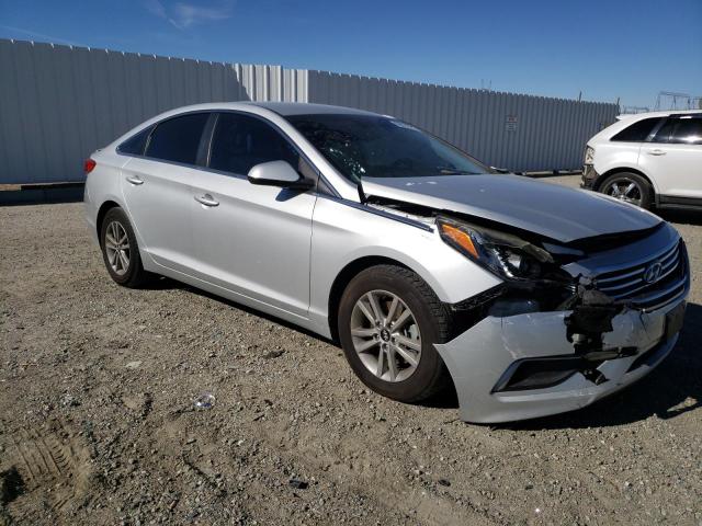 Photo 3 VIN: 5NPE24AF0GH285841 - HYUNDAI SONATA SE 