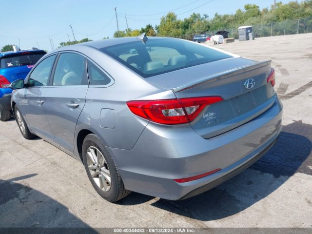 Photo 2 VIN: 5NPE24AF0GH289324 - HYUNDAI SONATA 