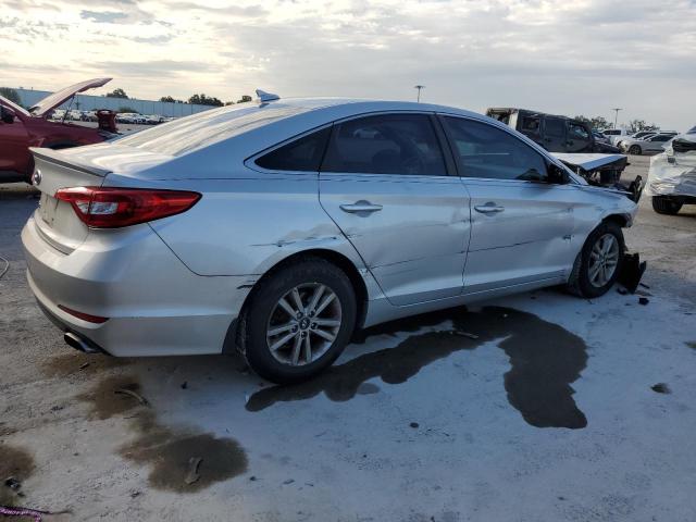 Photo 2 VIN: 5NPE24AF0GH301245 - HYUNDAI SONATA SE 