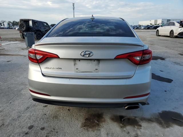 Photo 5 VIN: 5NPE24AF0GH301245 - HYUNDAI SONATA SE 