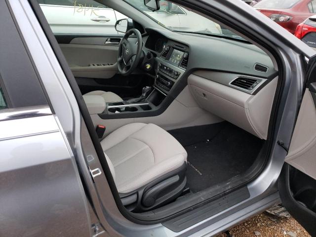 Photo 4 VIN: 5NPE24AF0GH302282 - HYUNDAI SONATA SE 