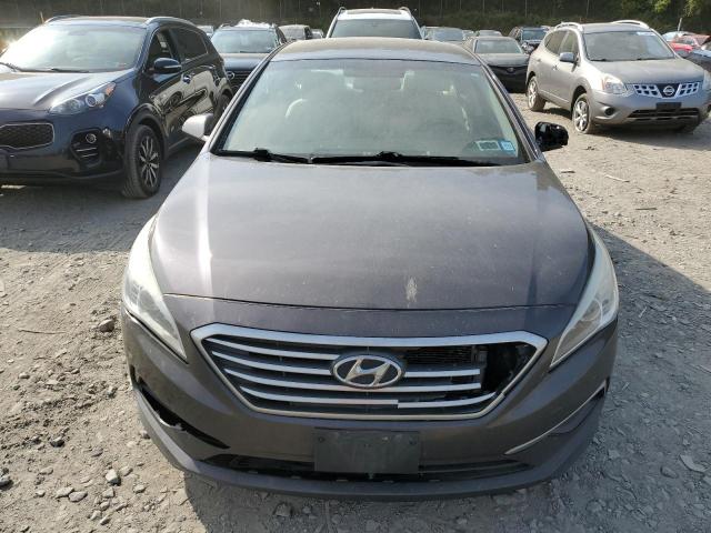 Photo 4 VIN: 5NPE24AF0GH304758 - HYUNDAI SONATA SE 