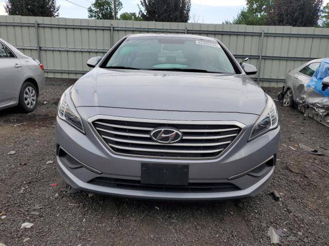 Photo 4 VIN: 5NPE24AF0GH306056 - HYUNDAI SONATA 