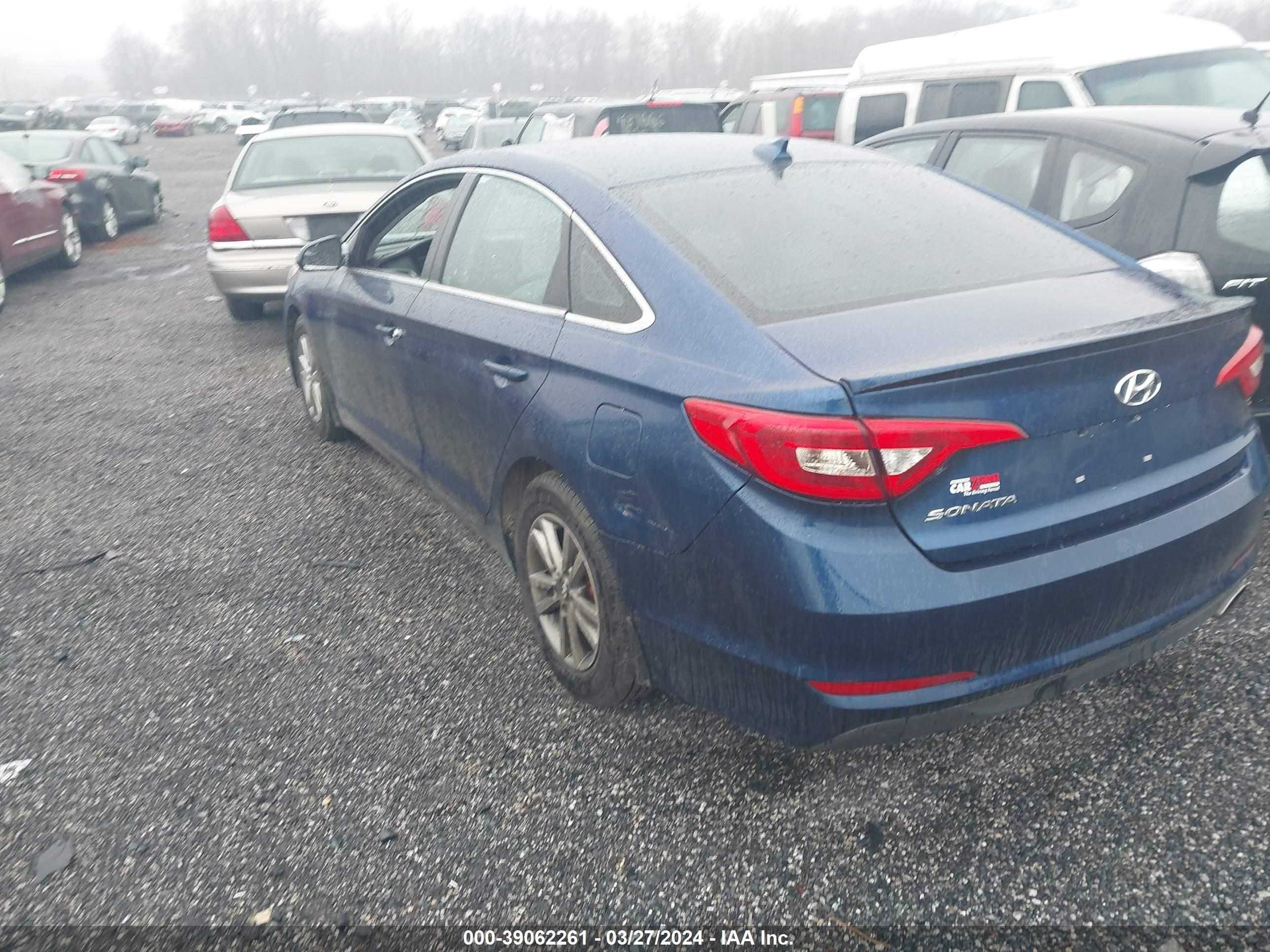 Photo 2 VIN: 5NPE24AF0GH307711 - HYUNDAI SONATA 