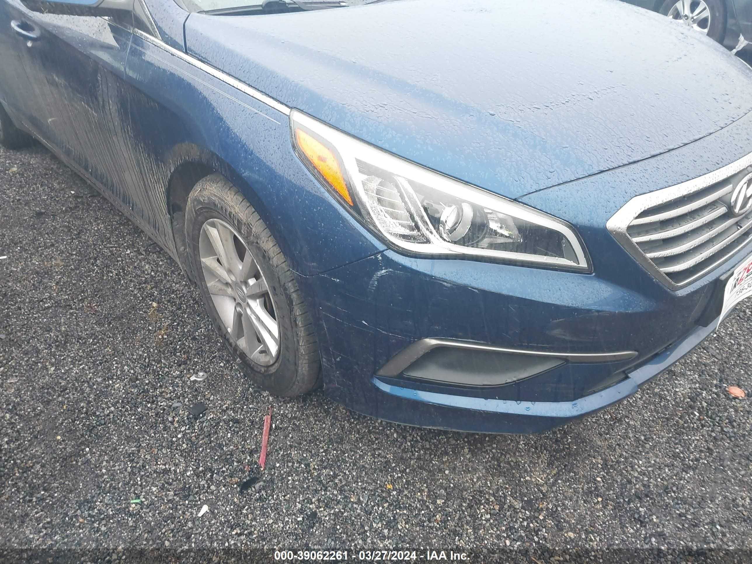 Photo 5 VIN: 5NPE24AF0GH307711 - HYUNDAI SONATA 