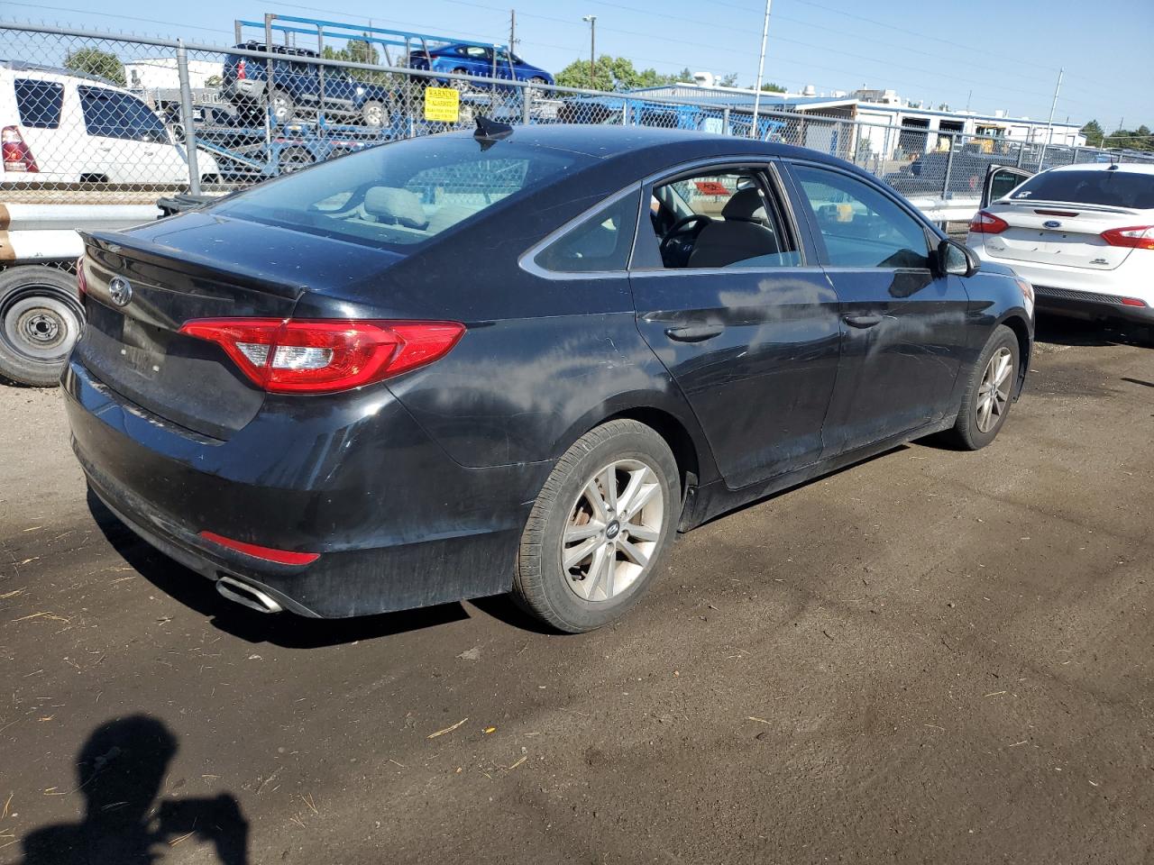 Photo 2 VIN: 5NPE24AF0GH321575 - HYUNDAI SONATA 