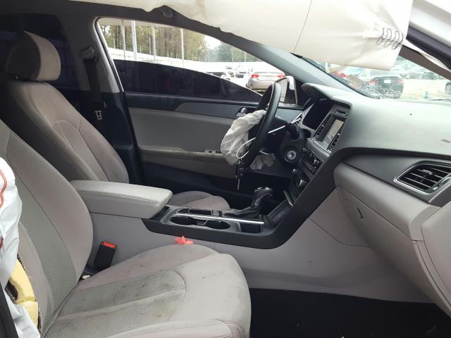 Photo 4 VIN: 5NPE24AF0GH327554 - HYUNDAI SONATA SE 