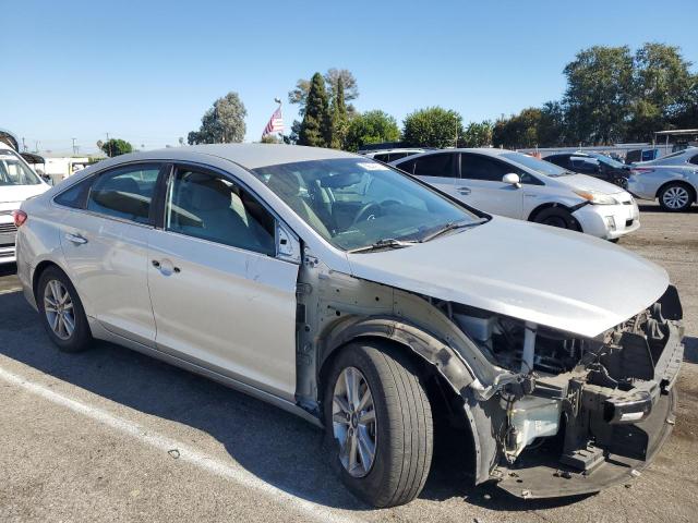 Photo 3 VIN: 5NPE24AF0GH327957 - HYUNDAI SONATA SE 