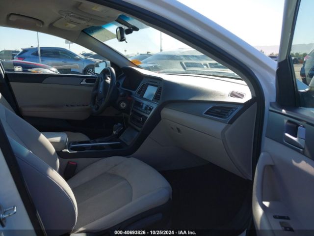 Photo 4 VIN: 5NPE24AF0GH345536 - HYUNDAI SONATA 