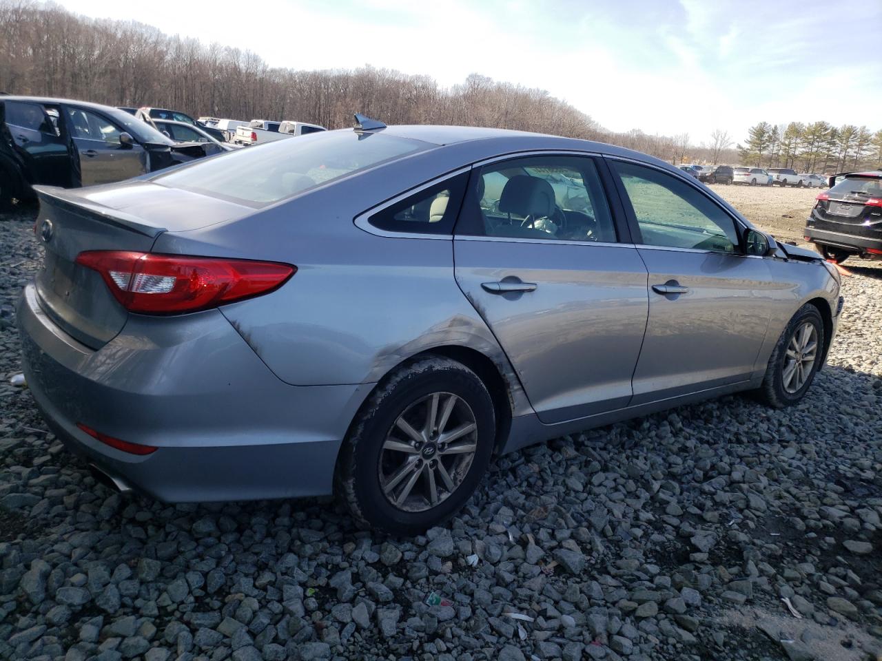 Photo 2 VIN: 5NPE24AF0GH351398 - HYUNDAI SONATA 