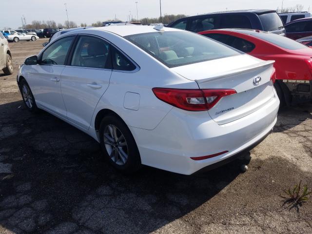 Photo 2 VIN: 5NPE24AF0GH355676 - HYUNDAI SONATA SE 