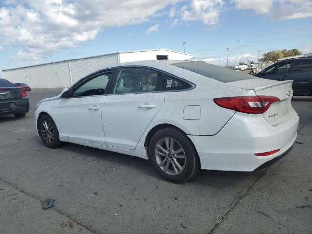 Photo 1 VIN: 5NPE24AF0GH357198 - HYUNDAI SONATA SE 