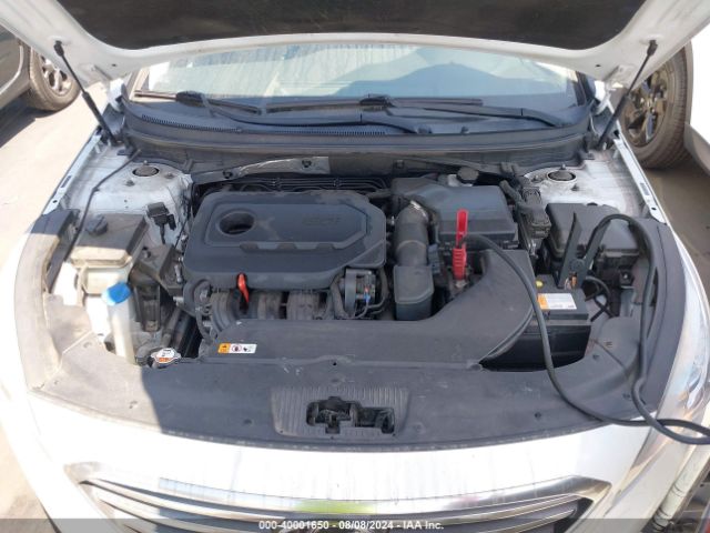 Photo 9 VIN: 5NPE24AF0GH358075 - HYUNDAI SONATA 