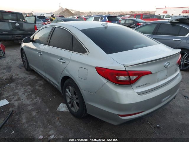 Photo 2 VIN: 5NPE24AF0GH365897 - HYUNDAI SONATA 