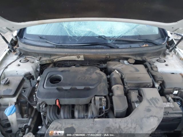 Photo 9 VIN: 5NPE24AF0GH365897 - HYUNDAI SONATA 