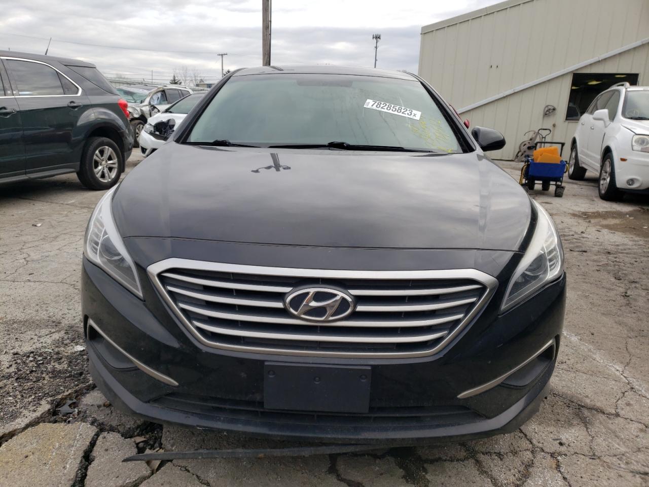 Photo 4 VIN: 5NPE24AF0GH369321 - HYUNDAI SONATA 