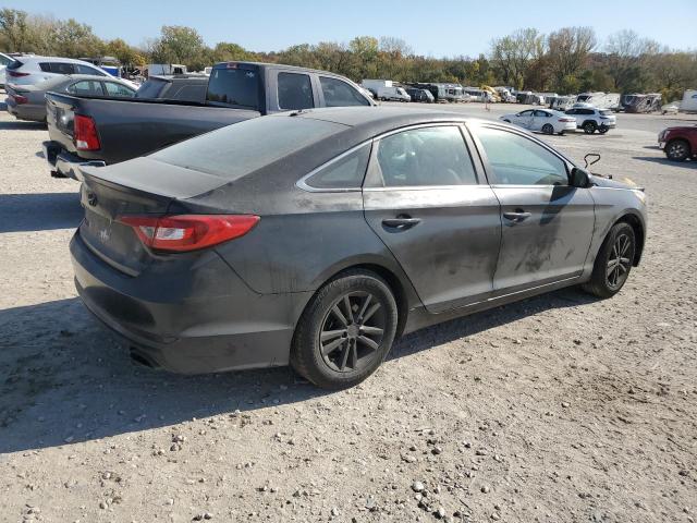 Photo 2 VIN: 5NPE24AF0GH370940 - HYUNDAI SONATA SE 