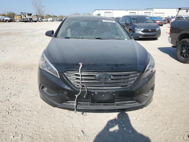 Photo 4 VIN: 5NPE24AF0GH370940 - HYUNDAI SONATA SE 