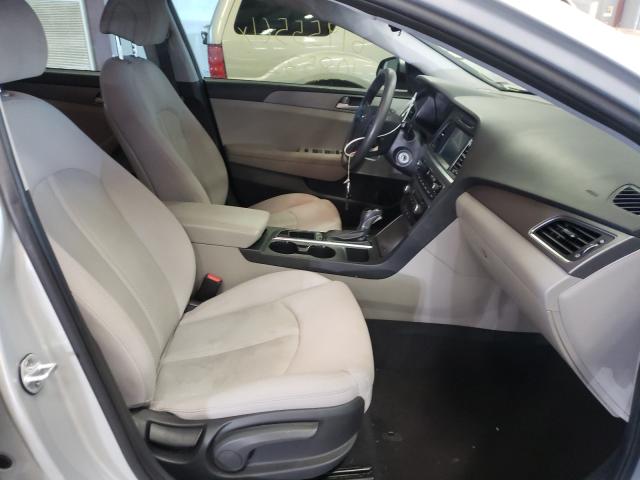 Photo 4 VIN: 5NPE24AF0GH374499 - HYUNDAI SONATA SE 