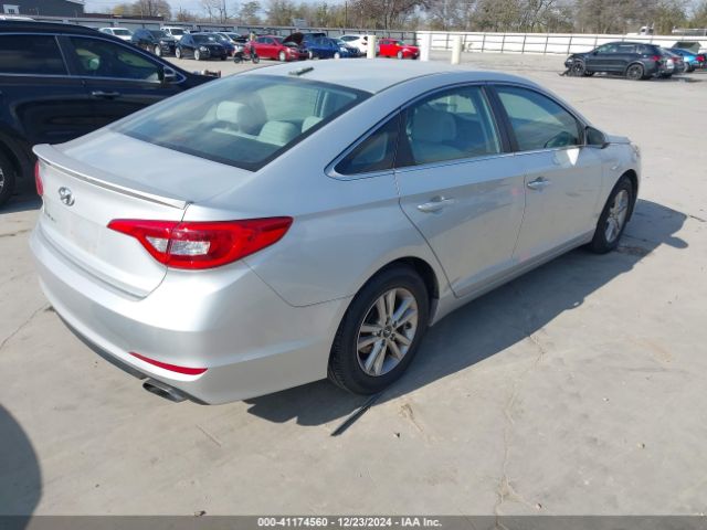 Photo 3 VIN: 5NPE24AF0GH382943 - HYUNDAI SONATA 