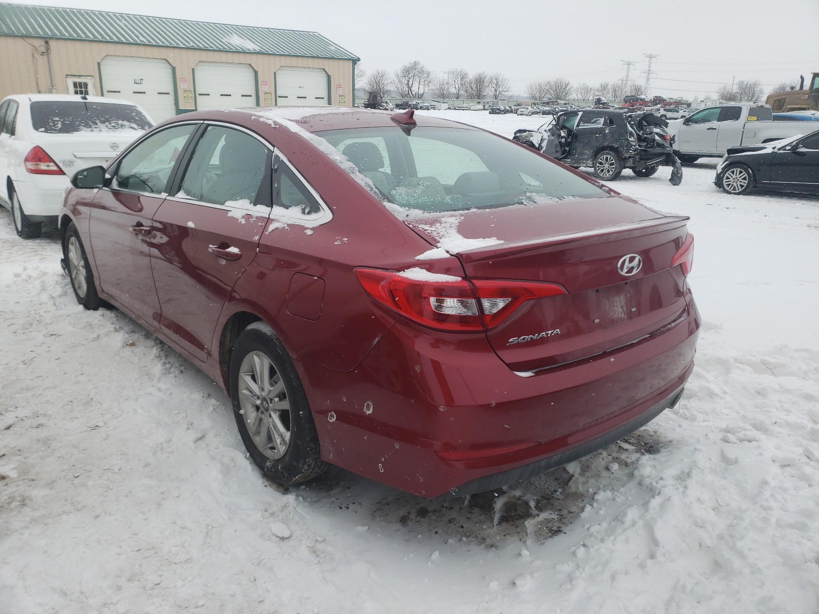 Photo 2 VIN: 5NPE24AF0GH386989 - HYUNDAI SONATA SE 