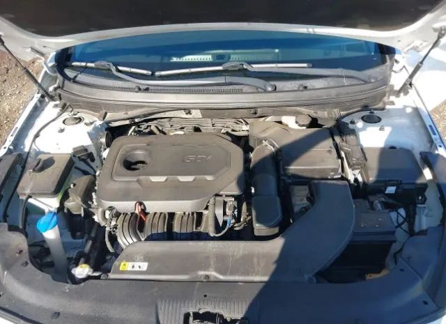 Photo 9 VIN: 5NPE24AF0GH392971 - HYUNDAI SONATA 