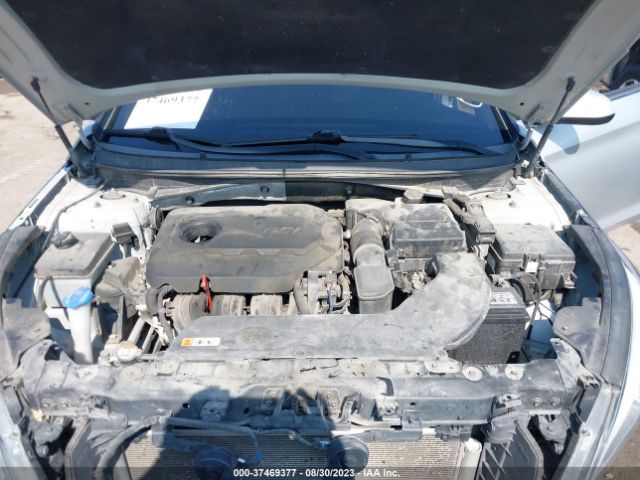 Photo 9 VIN: 5NPE24AF0GH404469 - HYUNDAI SONATA 