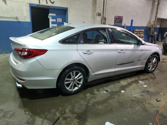 Photo 2 VIN: 5NPE24AF0GH412510 - HYUNDAI SONATA 