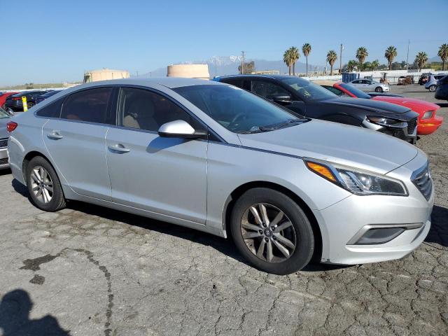 Photo 3 VIN: 5NPE24AF0GH434135 - HYUNDAI SONATA SE 